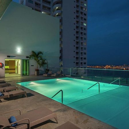 Hampton By Hilton Cartagena Hotell Exteriör bild